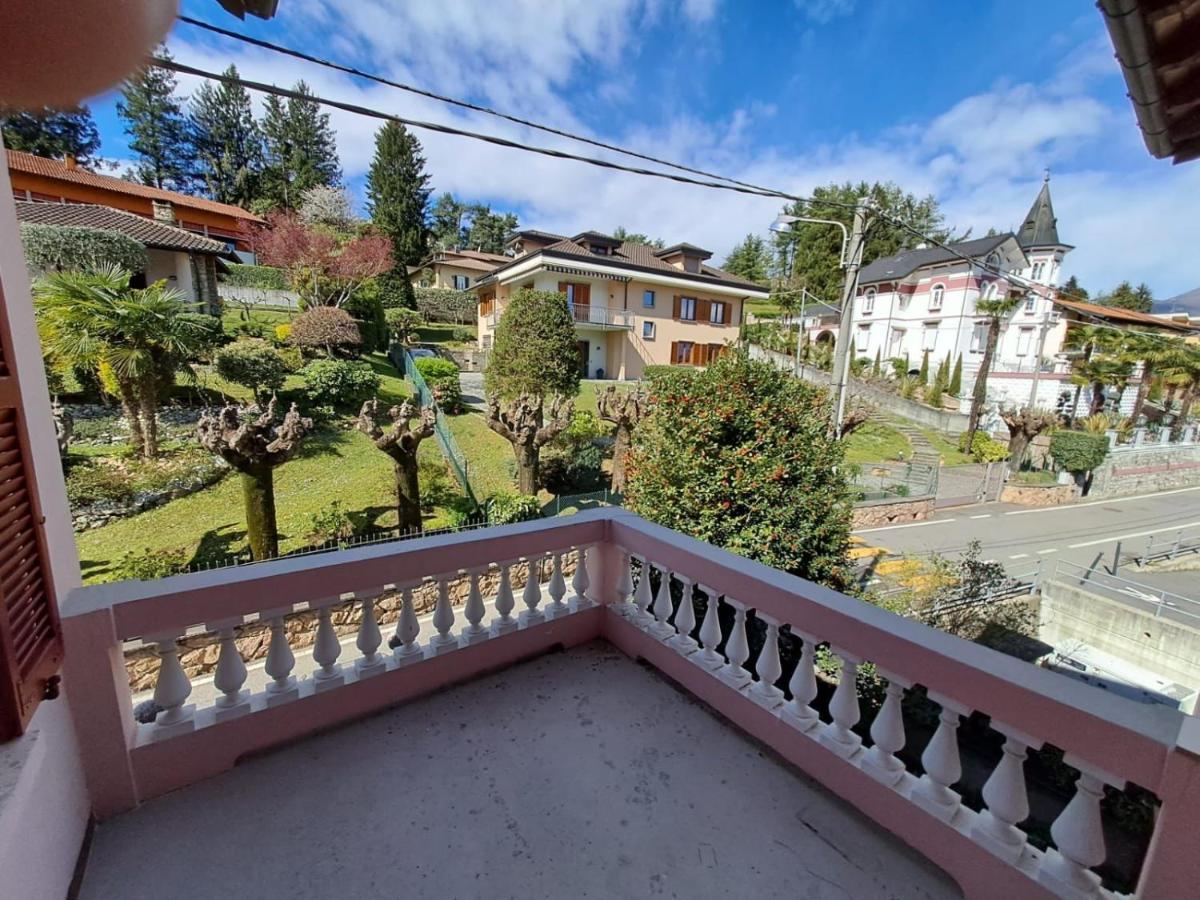 Villa Aida Lake View Lavena Ponte Tresa Bagian luar foto