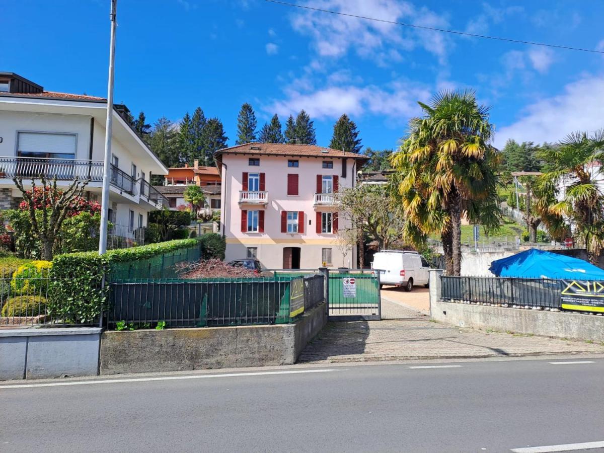 Villa Aida Lake View Lavena Ponte Tresa Bagian luar foto
