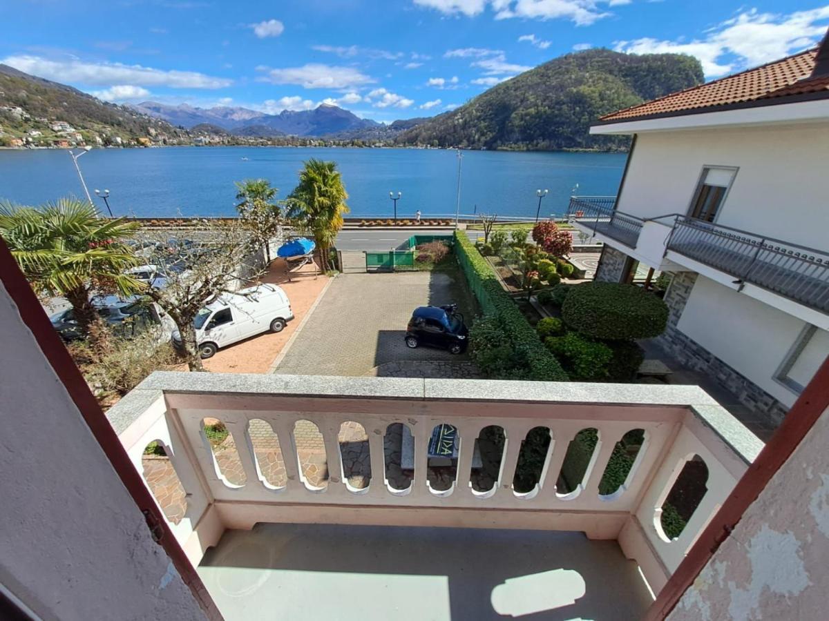 Villa Aida Lake View Lavena Ponte Tresa Bagian luar foto