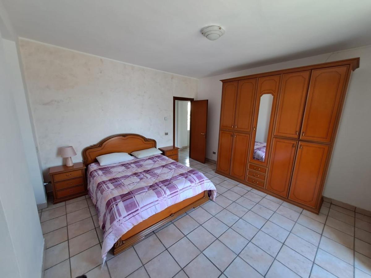 Villa Aida Lake View Lavena Ponte Tresa Bagian luar foto